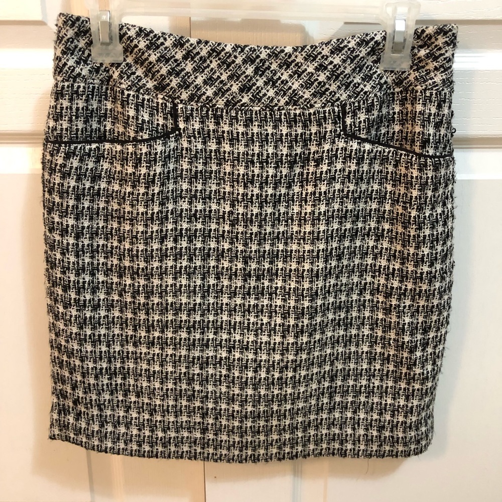 LOFT Black and White Tweed Skirt - 2P